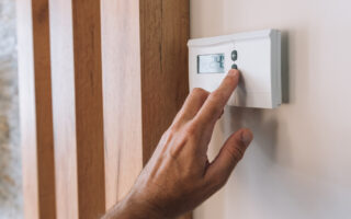 Czy grzejniki na podczerwień mogą być stosowane w klimatyzowanych pomieszczeniach?